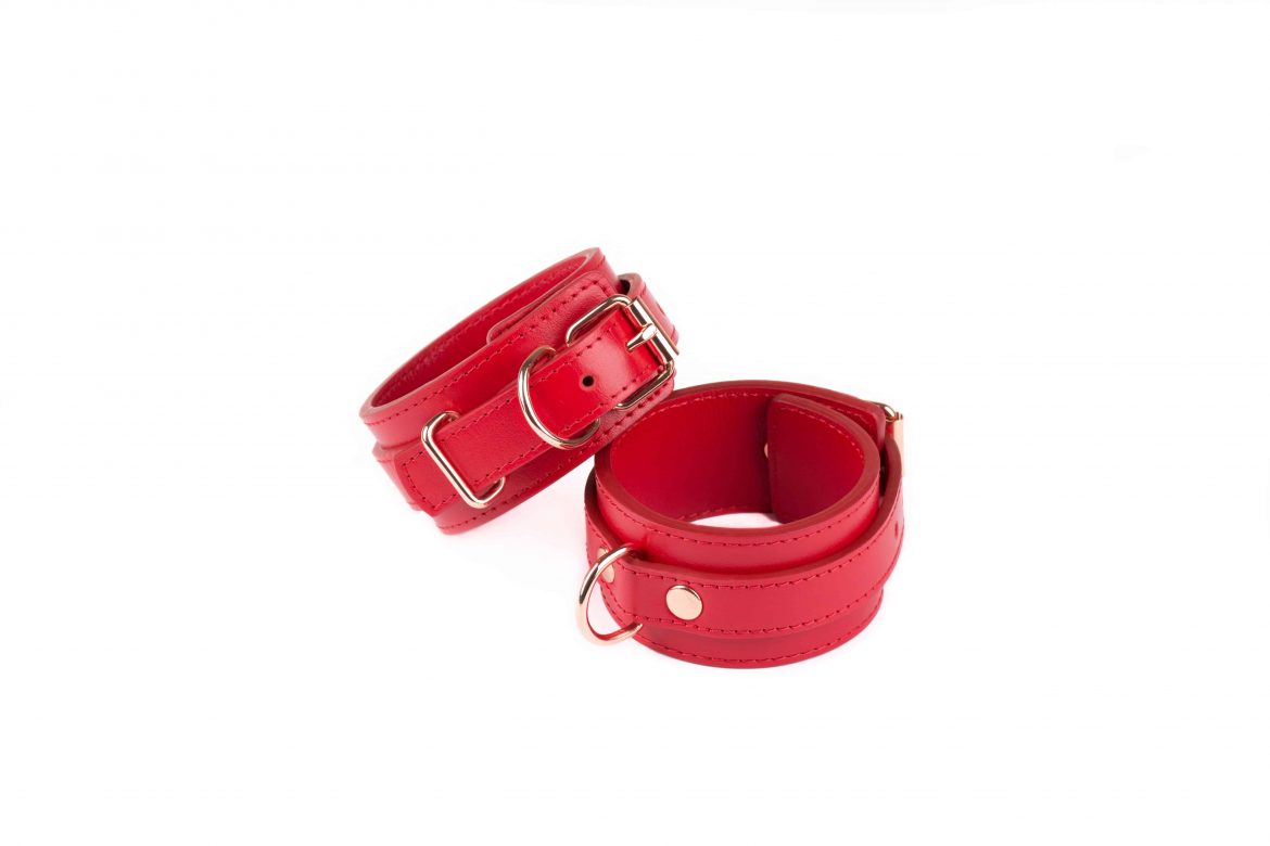 bdsm leather bondage set ankle cuffs thigh cuffs and two medium double fixations 39 scaled