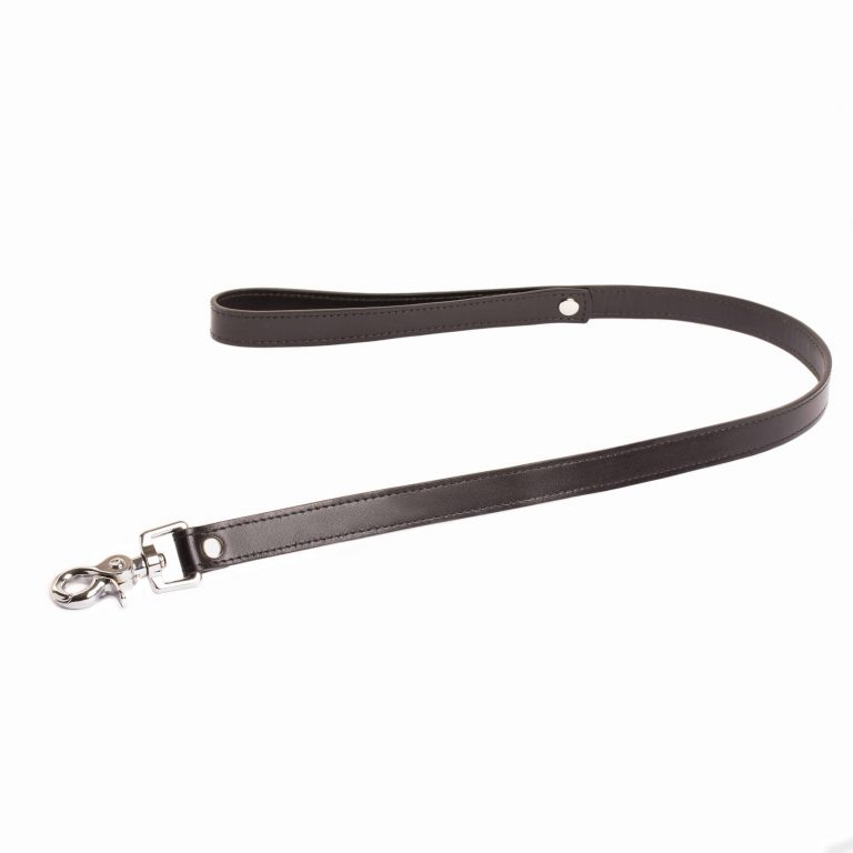 bdsm leather bondage set collar and long lether leash 7 scaled