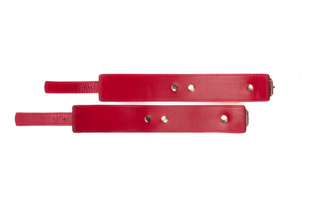 bdsm leather hand cuffs 86 1 scaled