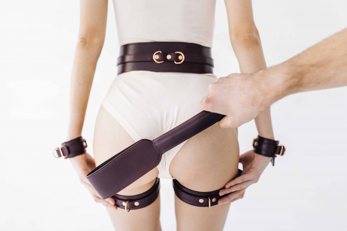 bdsm leather spanking strap 18 1 scaled