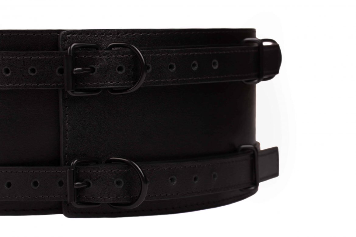 bdsm leather wide belt 18 1 scaled