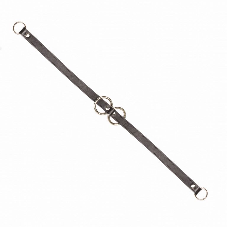 bdsm universal leather strap 8 scaled